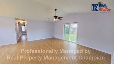 Building Photo - 3 BD/2 BA Open Plan with Vaulted Ceiling in Ogden