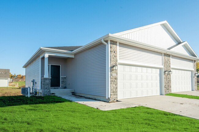 Primary Photo - Brand-New 3-Bed Townhome with Attached Gar...