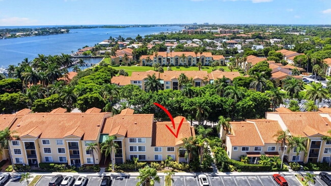 Building Photo - 160 Yacht Club Way
