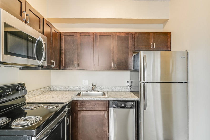 New Cadillac Square Apartments 111 Cadillac Sq Detroit MI 48226