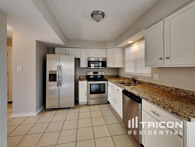 Building Photo - 7760 Oakshot Ln