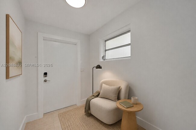 Building Photo - 810 SW 12th Pl
