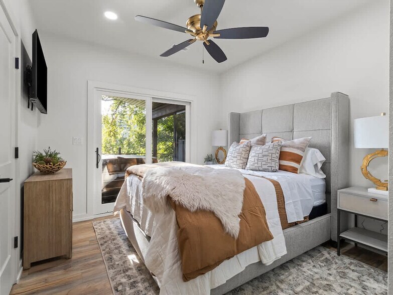 Building Photo - 2104 Almand Dr