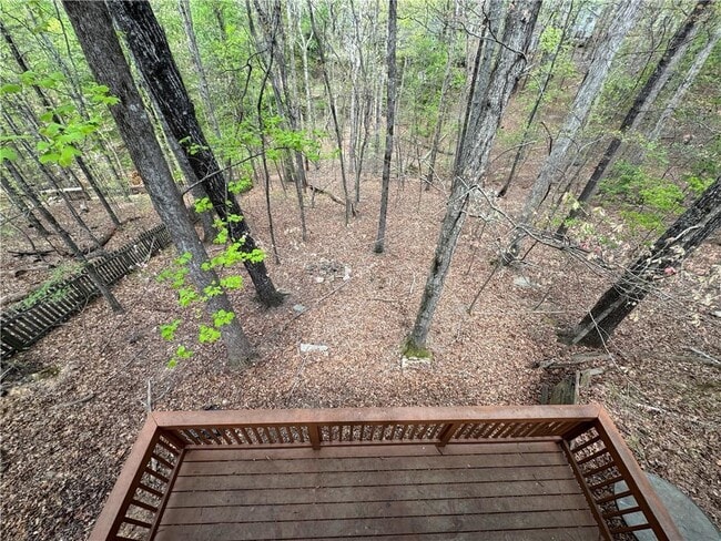 Building Photo - 2110 Six Branches Dr