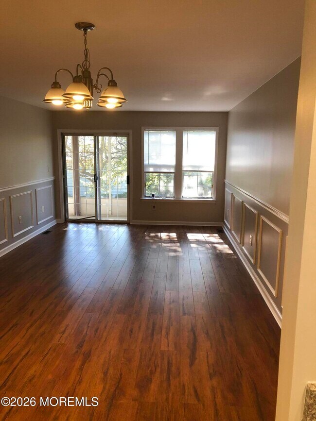 Building Photo - 126 Concordia Cir