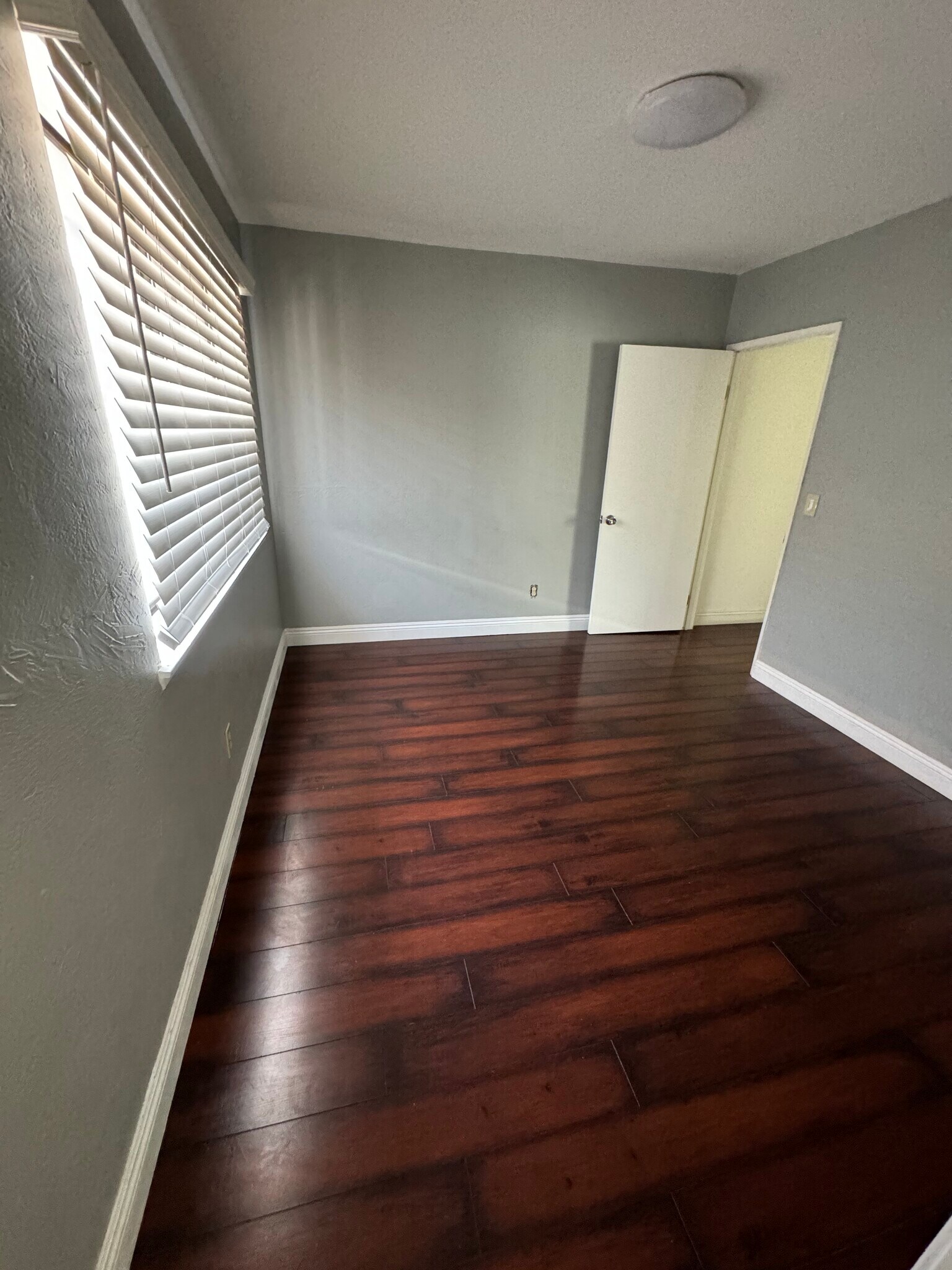 Bedroom 2 - 2206 N Broadway