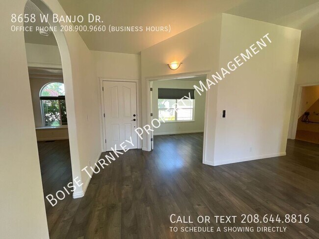 Building Photo - 8658 W Banjo Dr