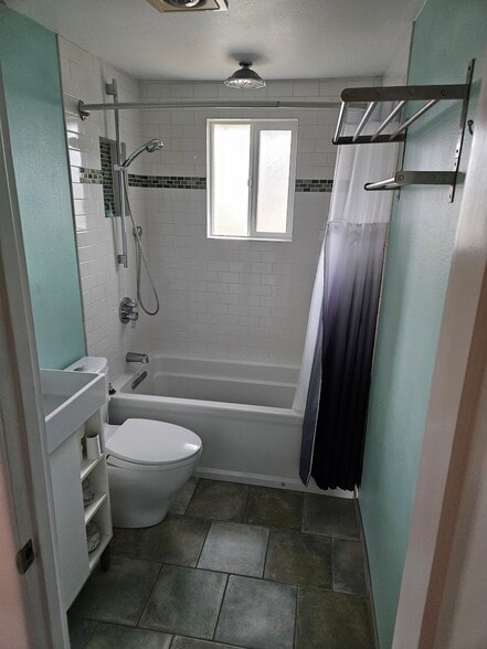 Building Photo - 12341 36th Ave NE