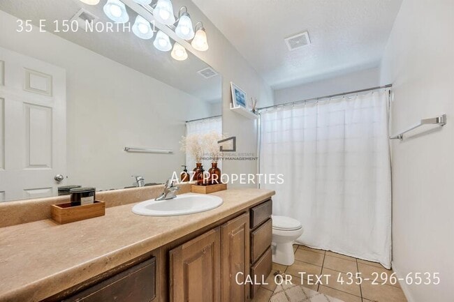 Building Photo - 35 E 150 N