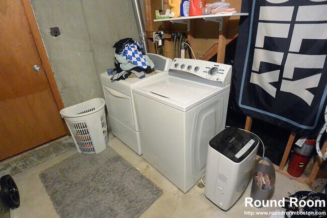 Building Photo - 4 Cocci Way