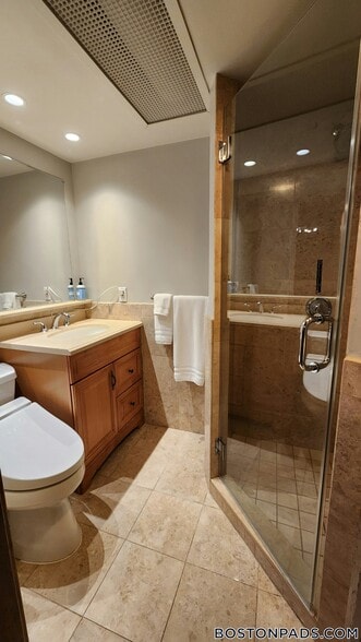 Building Photo - 72 Bay State Rd