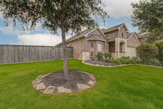 Building Photo - 9851 Willowmoor Lane