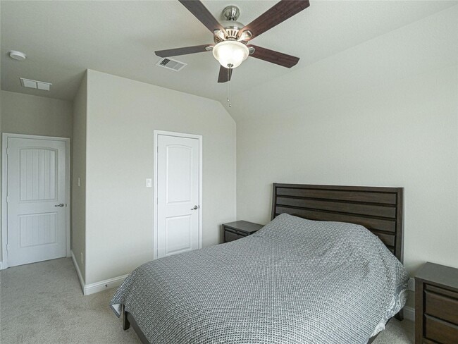 Building Photo - 2701 Camden Hills Ln