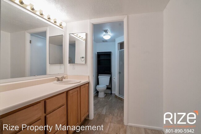 Building Photo - 4637 Quail Vista Cove