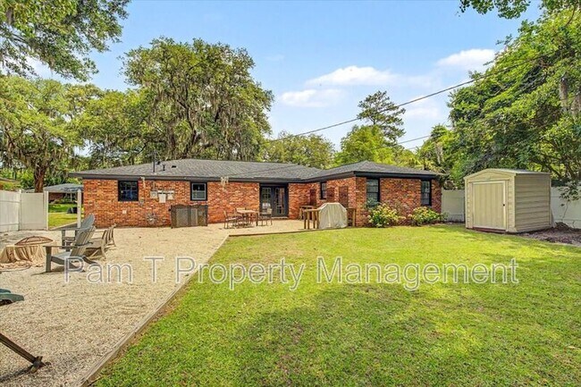 Building Photo - 1332 Grace Dr