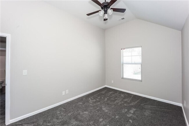 Building Photo - 6555 Woodwell Dr