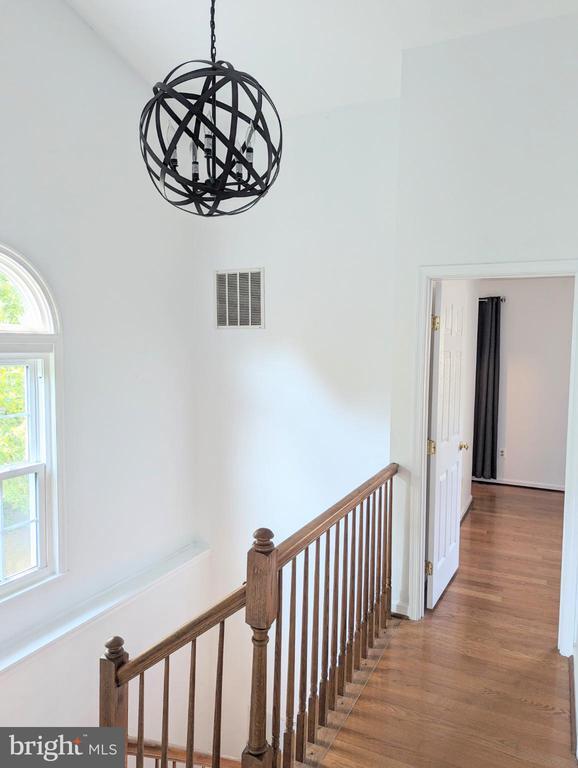 Building Photo - 46582 Broadspear Terrace