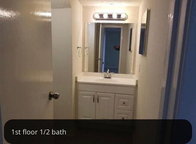 Building Photo - 260 El Dorado Blvd