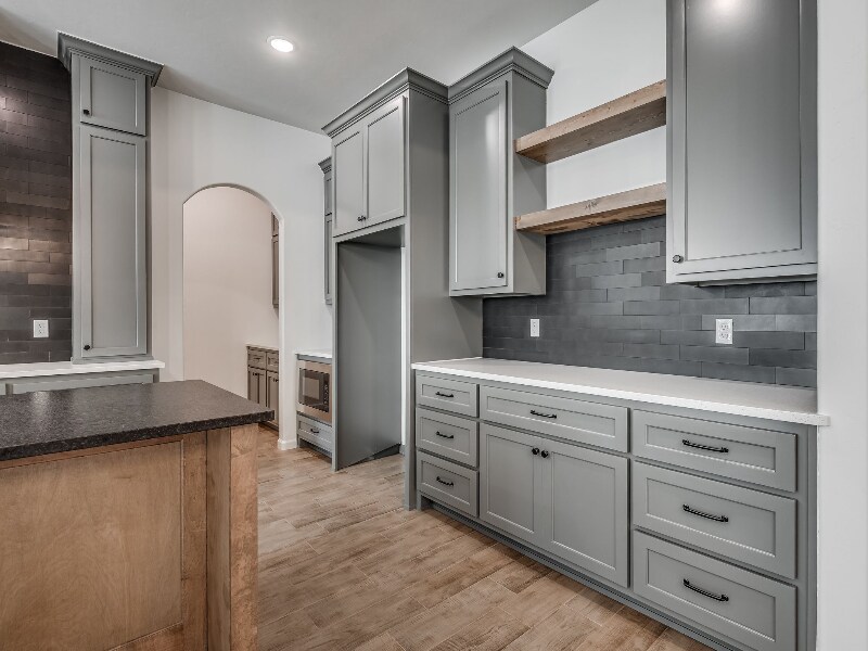 Building Photo - 8322 Robin Wy