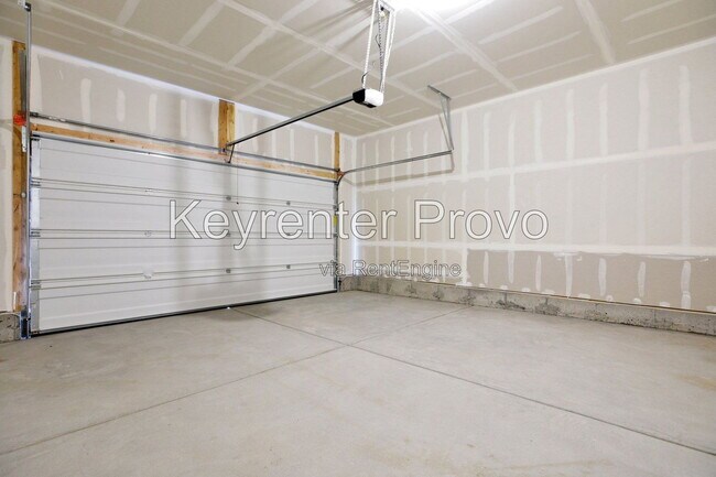 Building Photo - 2568 N 3670 W