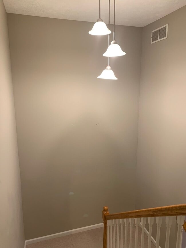 Building Photo - 1116 Doral Dr