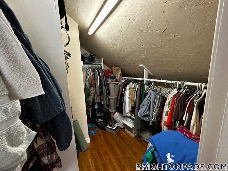 Building Photo - 7 Glenley Terrace