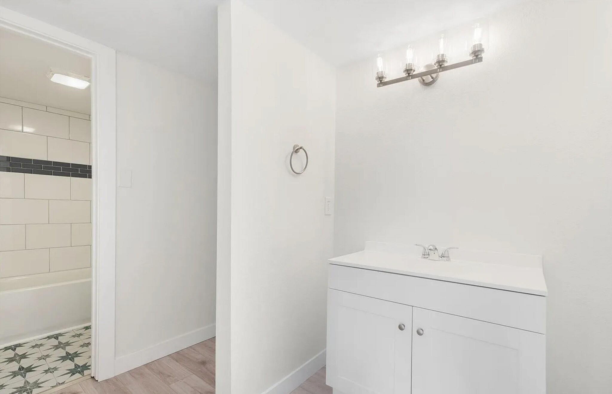 Building Photo - 9725 E Harvard Ave