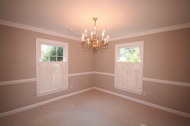 Building Photo - WONDERFUL 2-STORY HOME IN WALNUT CREEK *SP...