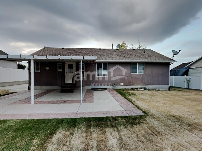 Building Photo - 5233 W Elk Horn Peak Dr