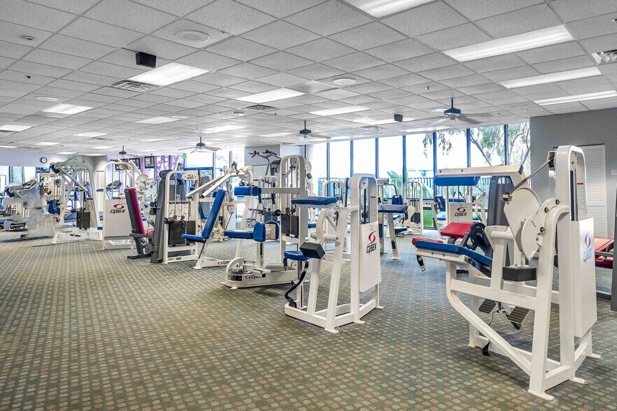 Building Photo - 4316 Marina City Dr