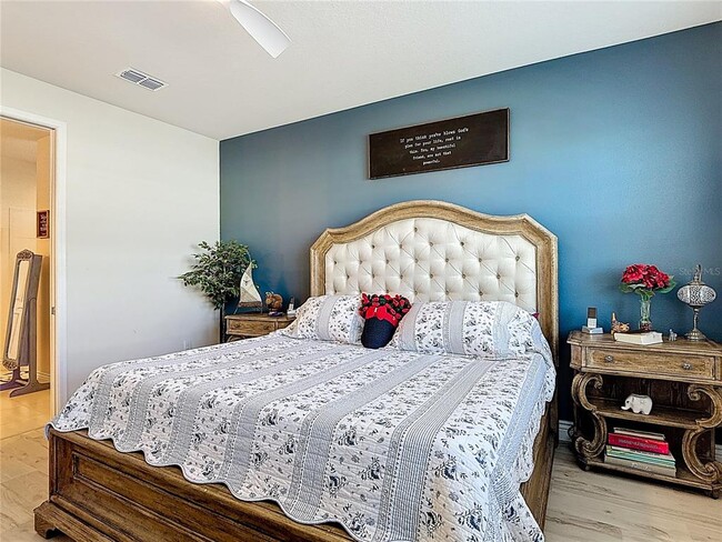 Building Photo - 6485 Shimmering Shrs Ln