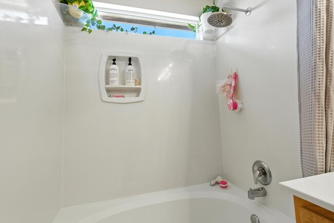 Building Photo - 9616 Puccini Tr NW