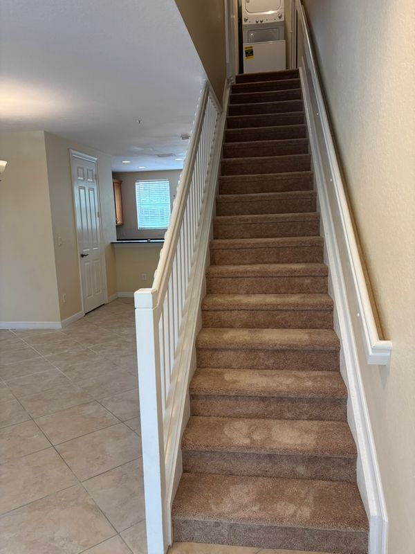 Building Photo - 590 Amador Ln