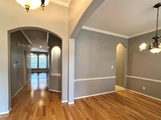 Building Photo - 23734 Indian Hills Way