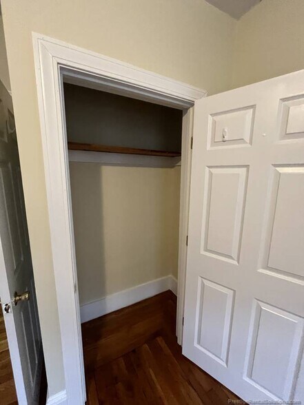 Building Photo - 146 Chiswick Rd