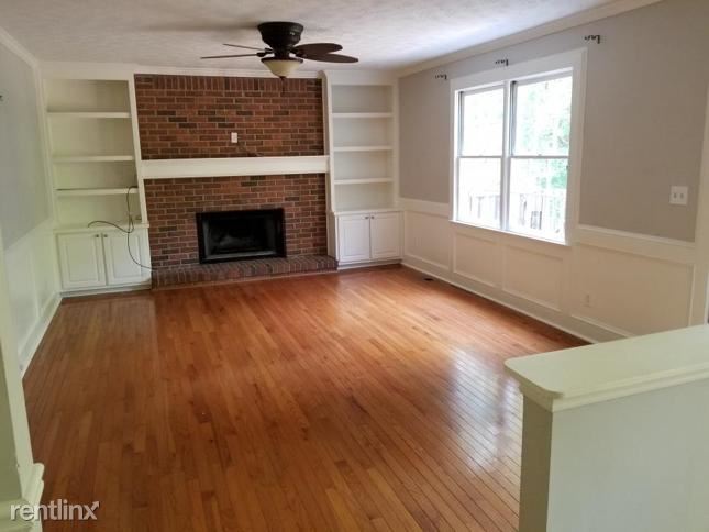Building Photo - 4 br, 2 bath House - 661 i Deer Oaks Drive