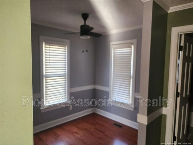 Building Photo - 3460 McChoen Dr
