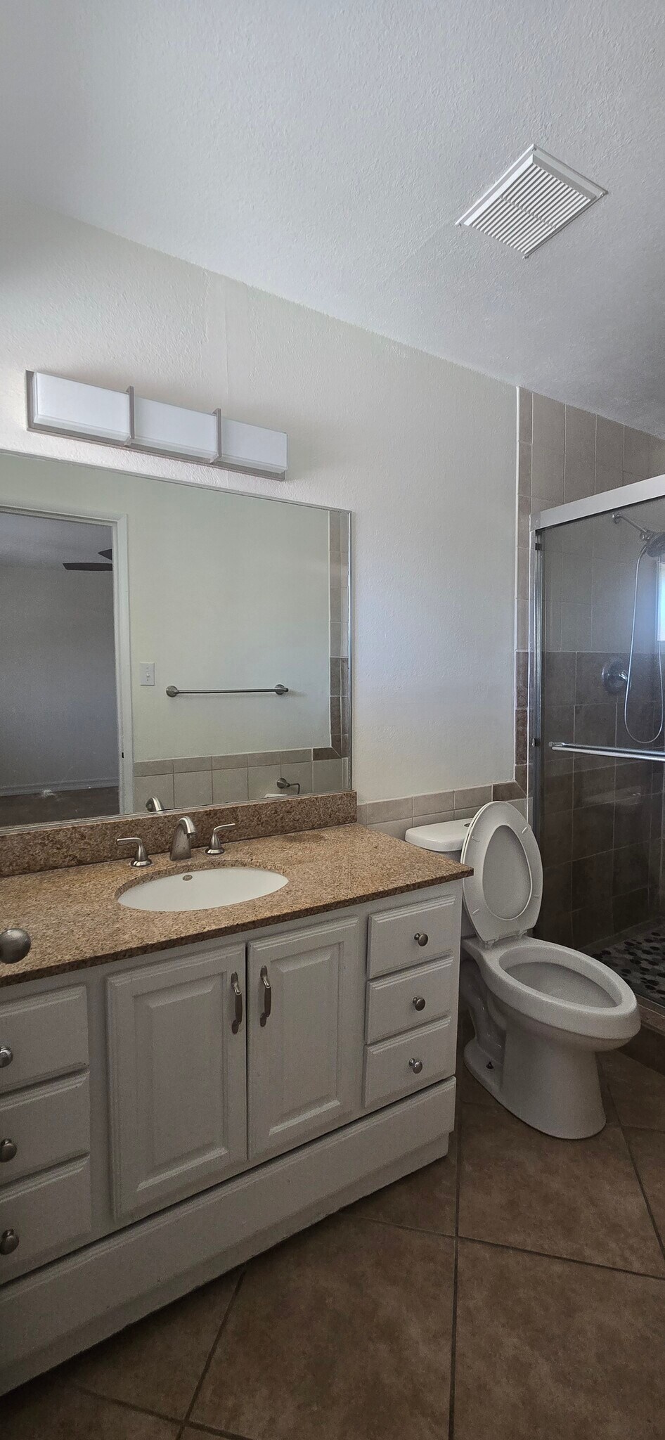 Building Photo - 1716 Kiltie Way