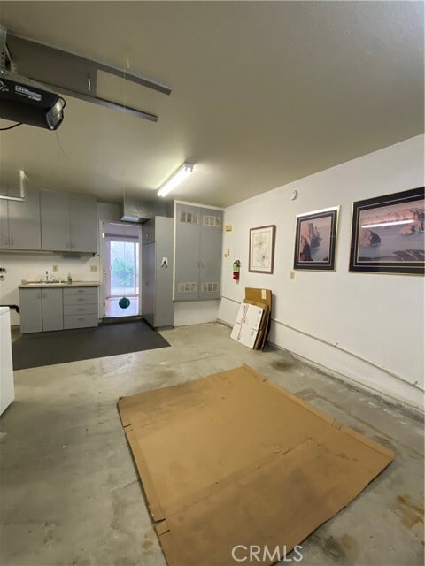 Building Photo - 25236 Lawton Ave