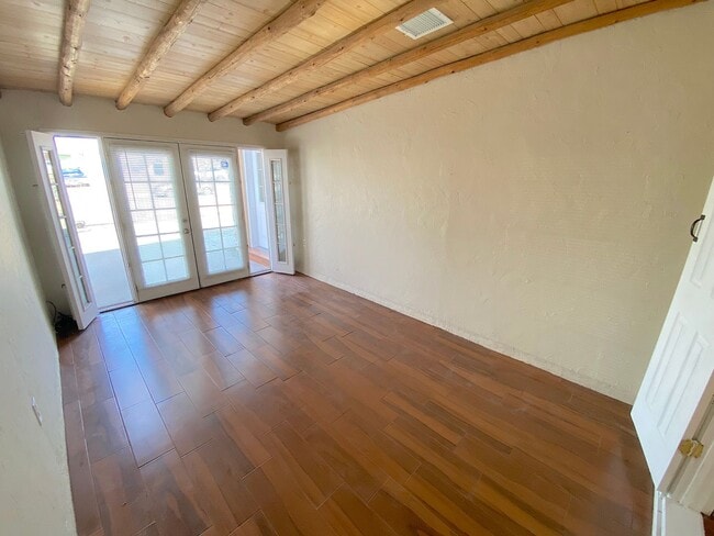Building Photo - West El Paso 4 bed refrig A/C Home