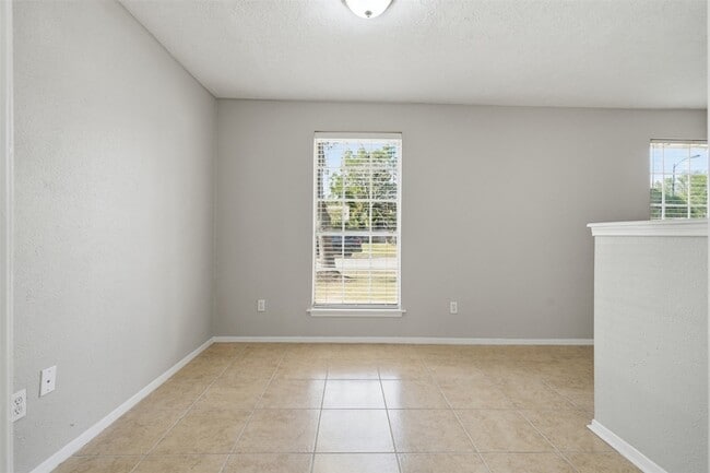 Building Photo - 2506 Nightowl Trail