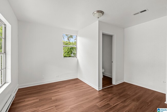 Building Photo - 7213 Naples Ave