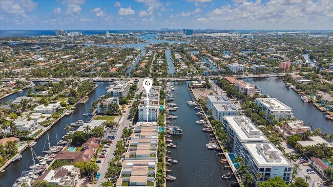 Building Photo - 55 Isle of Venice Dr