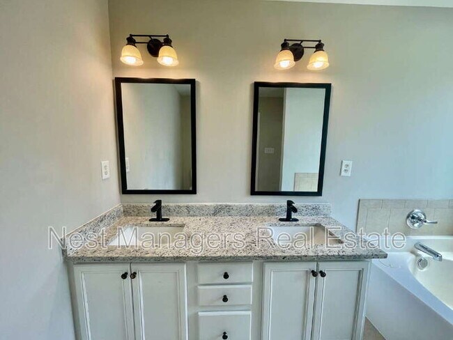 Building Photo - 216 Cobblestone Dr