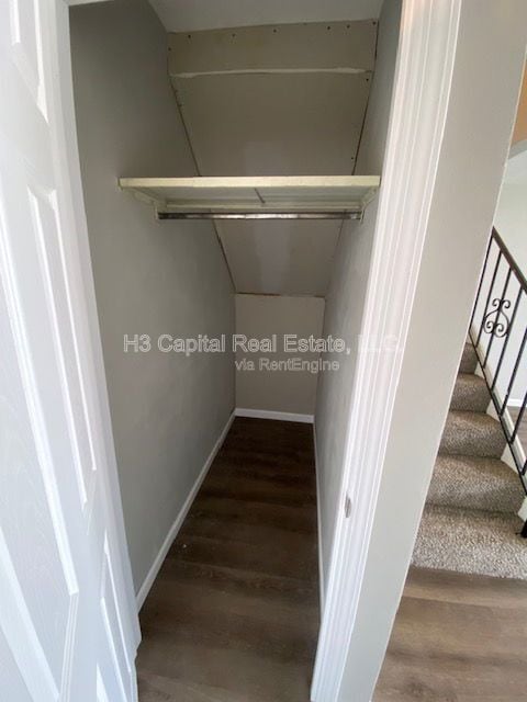 Building Photo - 108 Sunnyside St