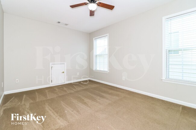 Building Photo - 1460 Independence Trl