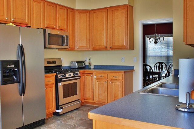 Building Photo - Beautiful 3 bedroom house in Auburn Villag...