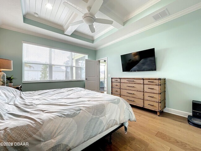 Building Photo - 329 Margaritaville Ave