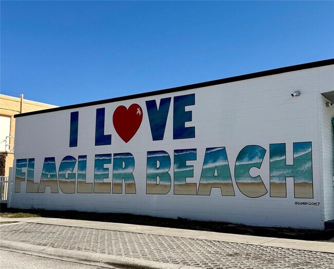 Building Photo - 304 N 7th St