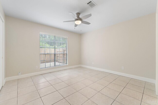 Building Photo - 8101 Tippin Ave